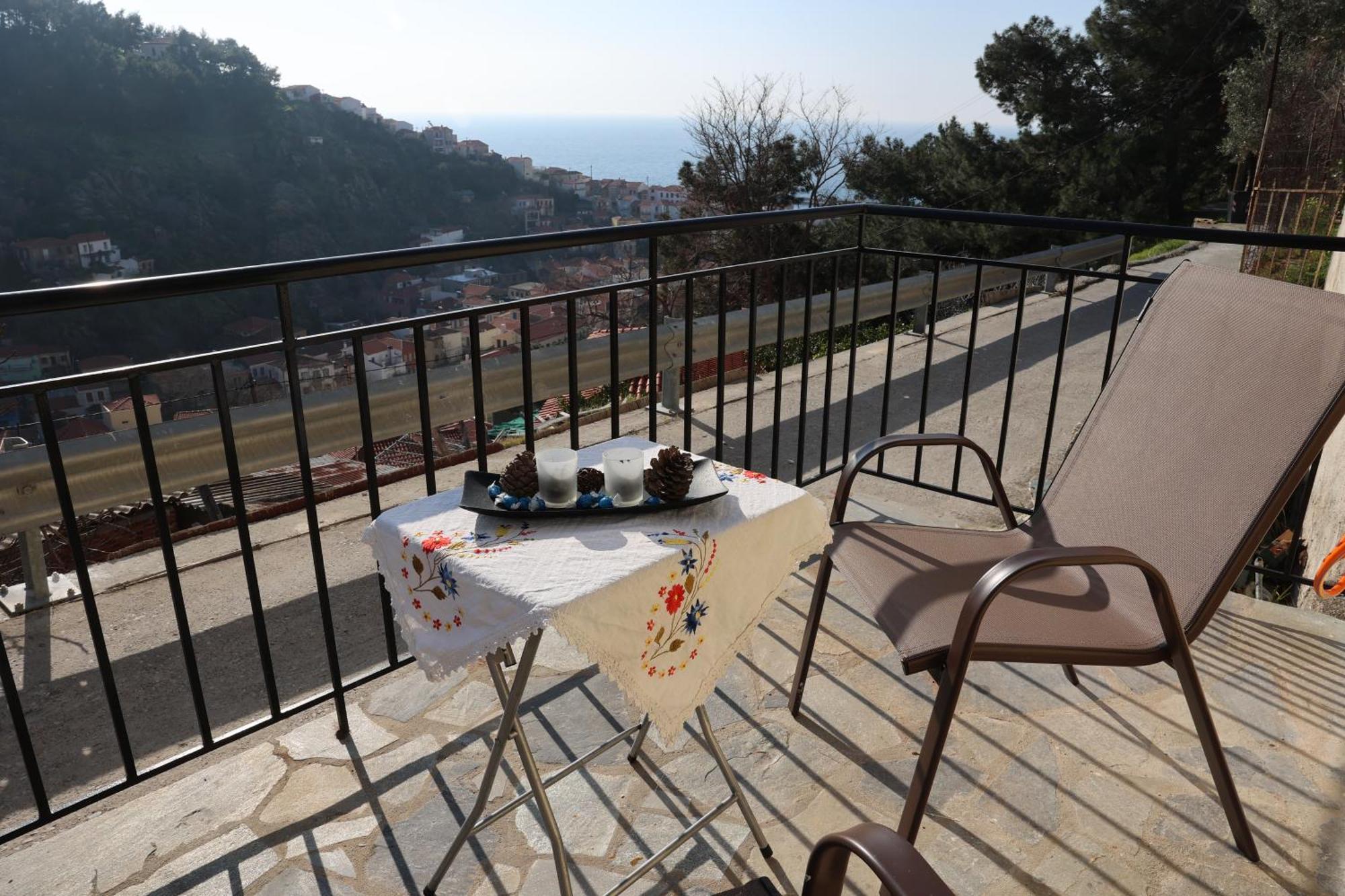 Mary'S Villas Plomari Exterior foto